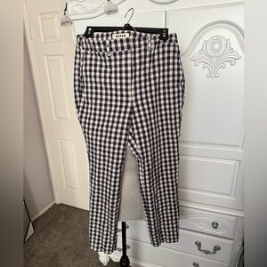 Boden Men's Navy and White Checkered Chinos